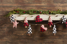 HEART & TREE CHECK GARLANDS