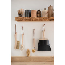Beachwood natural brush